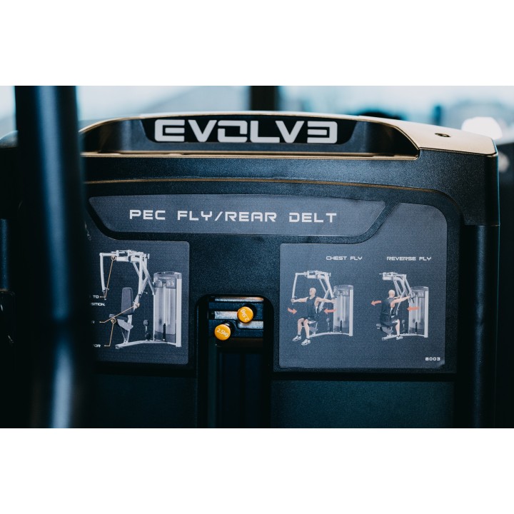 Evolve Ultra serijos selektorizuotas krūtinės suvedimų/galinių deltų treniruoklis