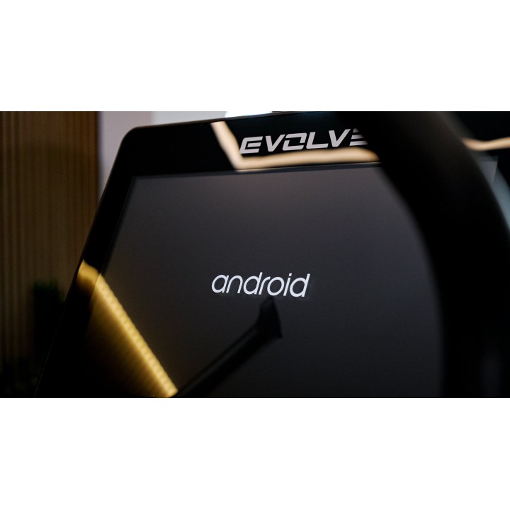 Evolve Econ Series bėgimo takelis su 21,5 colio konsole ir 48 % įkalne, TM-HT-225-TFT