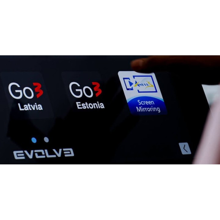 Evolve Econ Series bėgimo takelis su 21,5 colio konsole ir 48 % įkalne, TM-HT-225-TFT