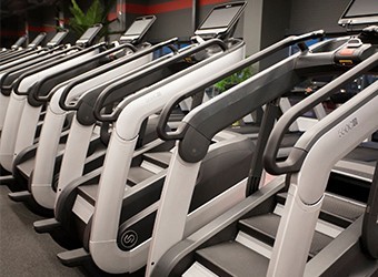 Laiptiniai treniruokliai ir steperiai