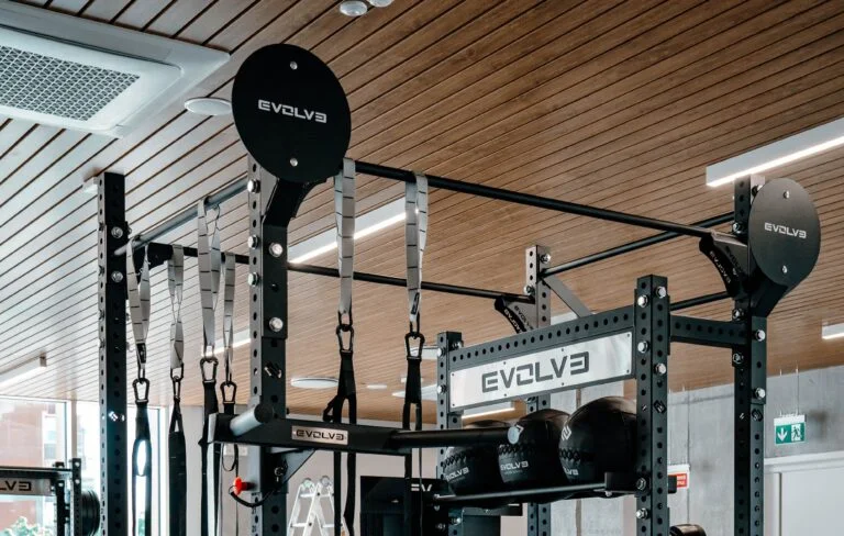Evolve prisitraukimų skersinis