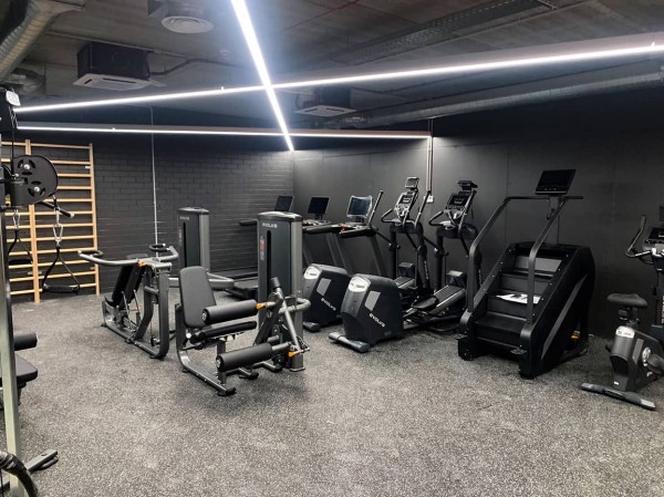 „SHED Co-living“ sporto salė, Vilnius, 2022