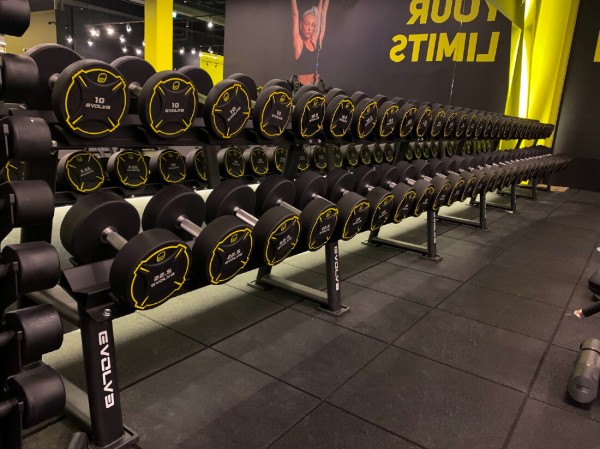 „Lemon Gym“ sporto klubas, A. Sacharova g., Ryga, Latvija, 2022