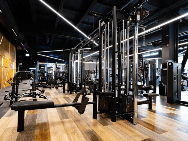 „Gym+“ sporto klubas, Gėlių g., Telšiai, Lietuva 2026