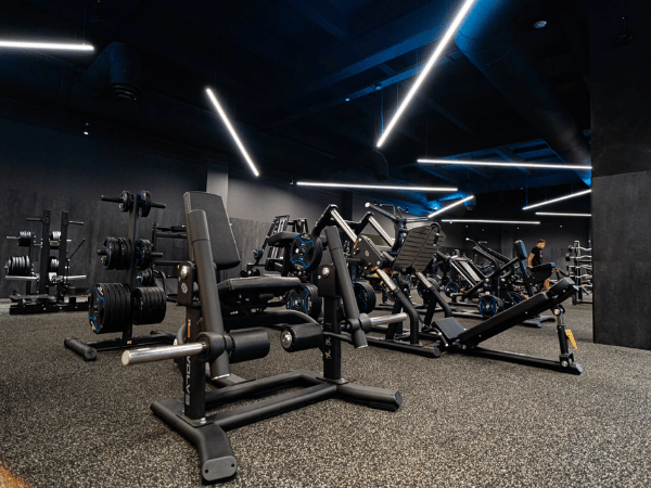 „Gym+“ sporto klubas, Gėlių g., Telšiai, Lietuva 2026