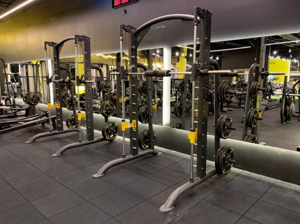 „Lemon Gym“ sporto klubas, A. Sacharova g., Ryga, Latvija, 2022