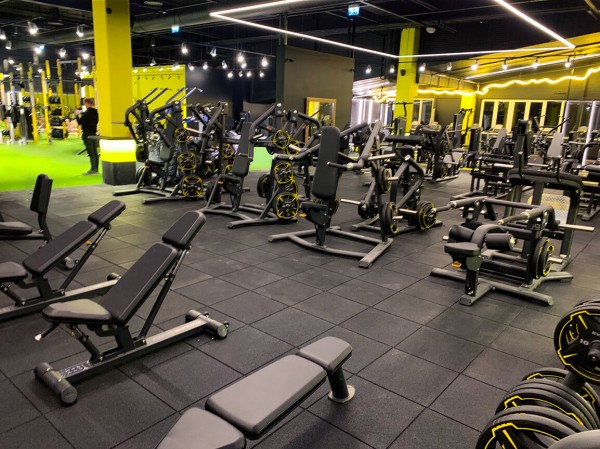 „Lemon Gym“ sporto klubas, A. Sacharova g., Ryga, Latvija, 2022