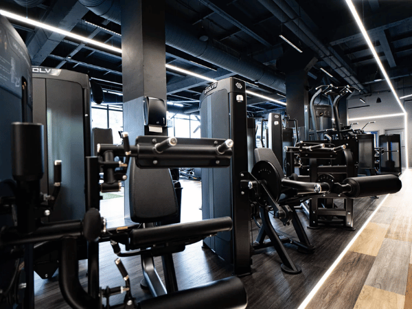 „Gym+“ sporto klubas, Gėlių g., Telšiai, Lietuva 2026