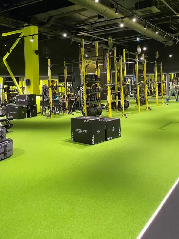„Lemon Gym“ sporto klubas, A. Sacharova g., Ryga, Latvija, 2022