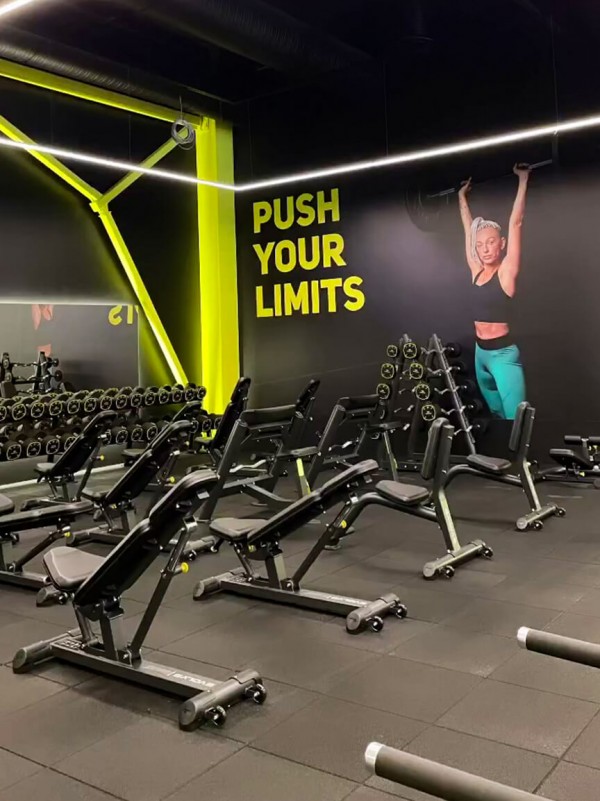 „Lemon Gym“ sporto klubas, A. Sacharova g., Ryga, Latvija, 2022