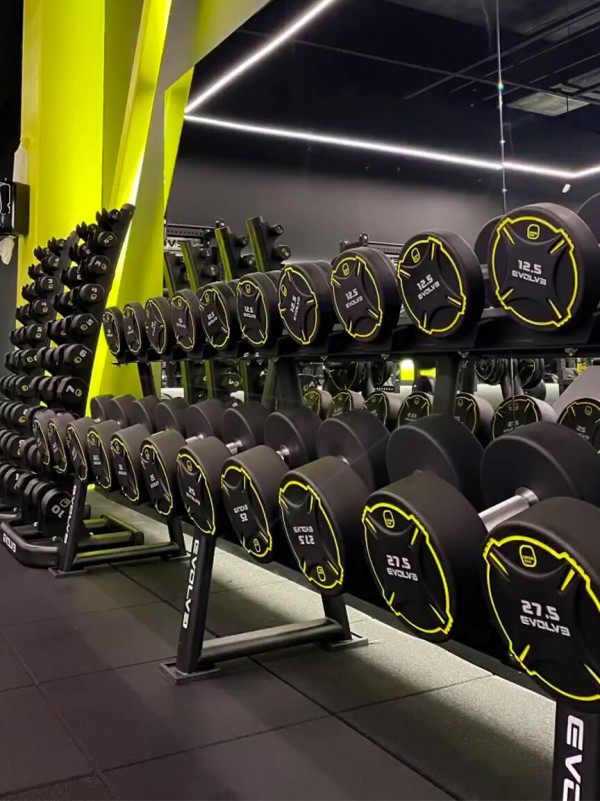 „Lemon Gym“ sporto klubas, A. Sacharova g., Ryga, Latvija, 2022