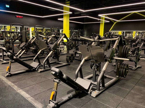 „Lemon Gym“ sporto klubas, A. Sacharova g., Ryga, Latvija, 2022