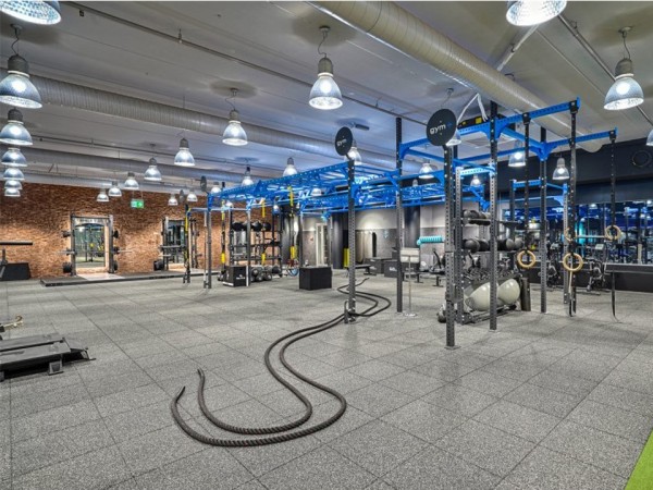 „Gym+“ sporto klubas , Ukmergės g., Vilnius, 2019