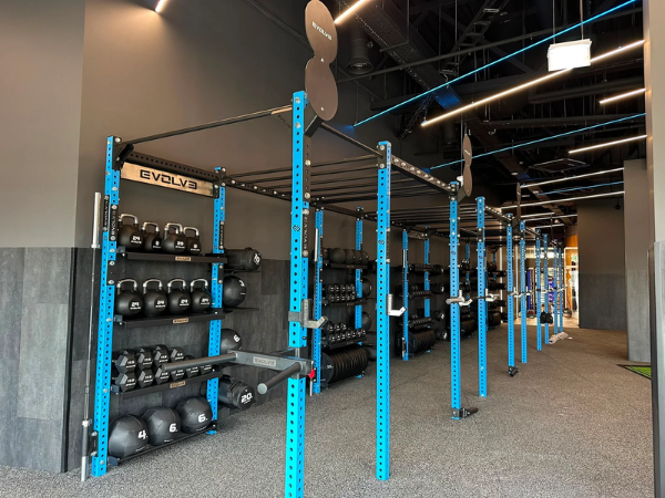 „Gym+“ sporto klubas, Panorama, Vilnius, Lietuva 2026, – varžybinė treniruočių zona