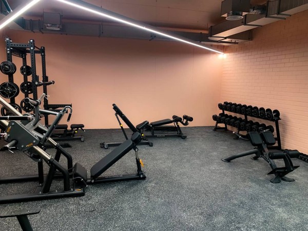 „SHED Co-living“ sporto salė, Vilnius, 2022