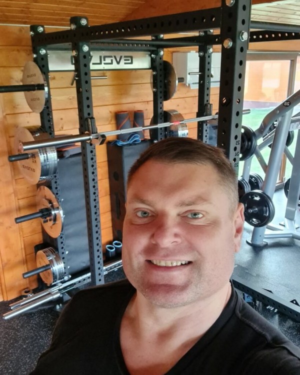 „Arnold Strongman“ nugalėtojo namų sporto salė, 2024
