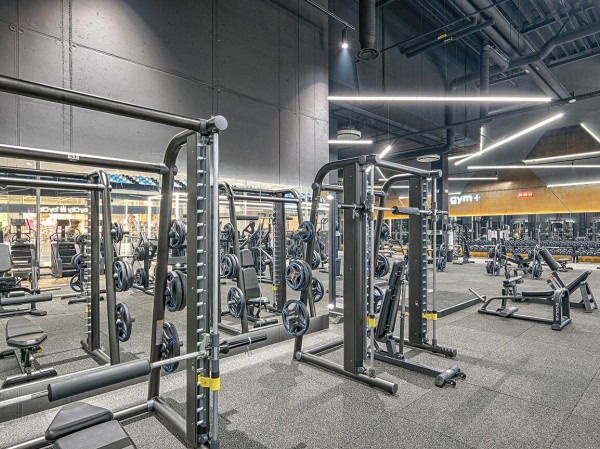 „Gym+“ sporto klubas, Outlet, Vilnius, 2021