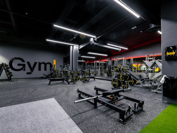 „GYM!“ sporto salė, Narva, Estija, 2024