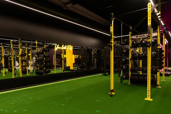 „Lemon Gym“ sporto klubas, Urmas,  Kaunas, 2024
