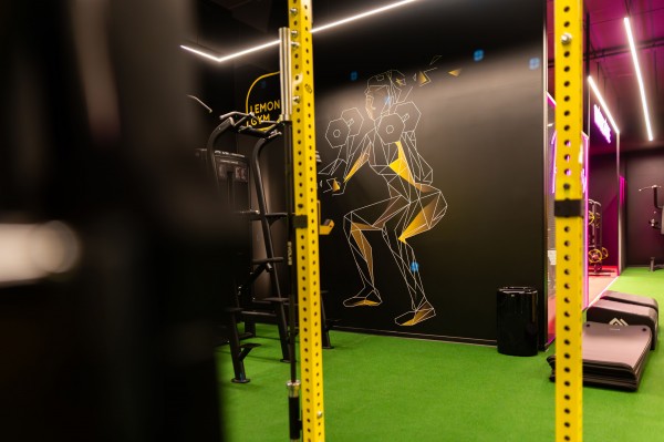 „Lemon Gym“ sporto klubas, Urmas,  Kaunas, 2024