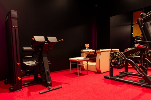 „Lemon Gym“ sporto klubas, Urmas,  Kaunas, 2024