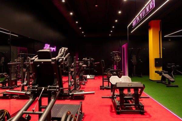 „Lemon Gym“ sporto klubas, Urmas,  Kaunas, 2024