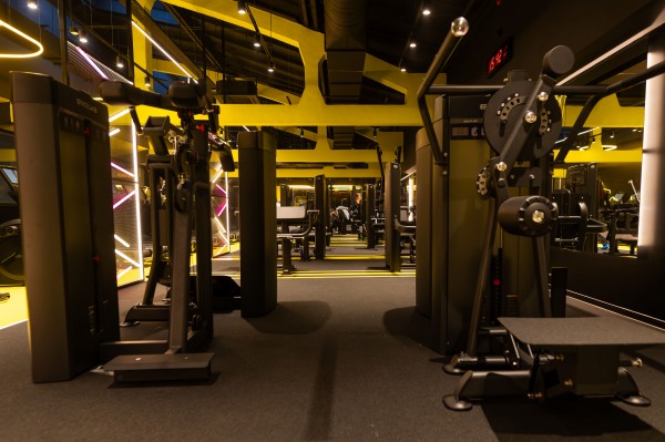 „Lemon Gym“ sporto klubas, Urmas,  Kaunas, 2024