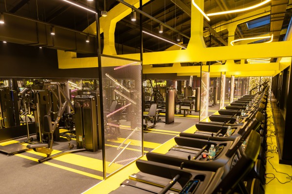 „Lemon Gym“ sporto klubas, Urmas,  Kaunas, 2024