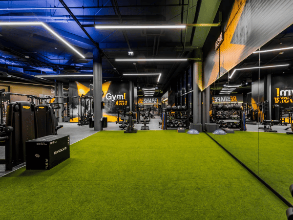 „Gym!“  sporto klubas, Narva Astri, Estija, 2026